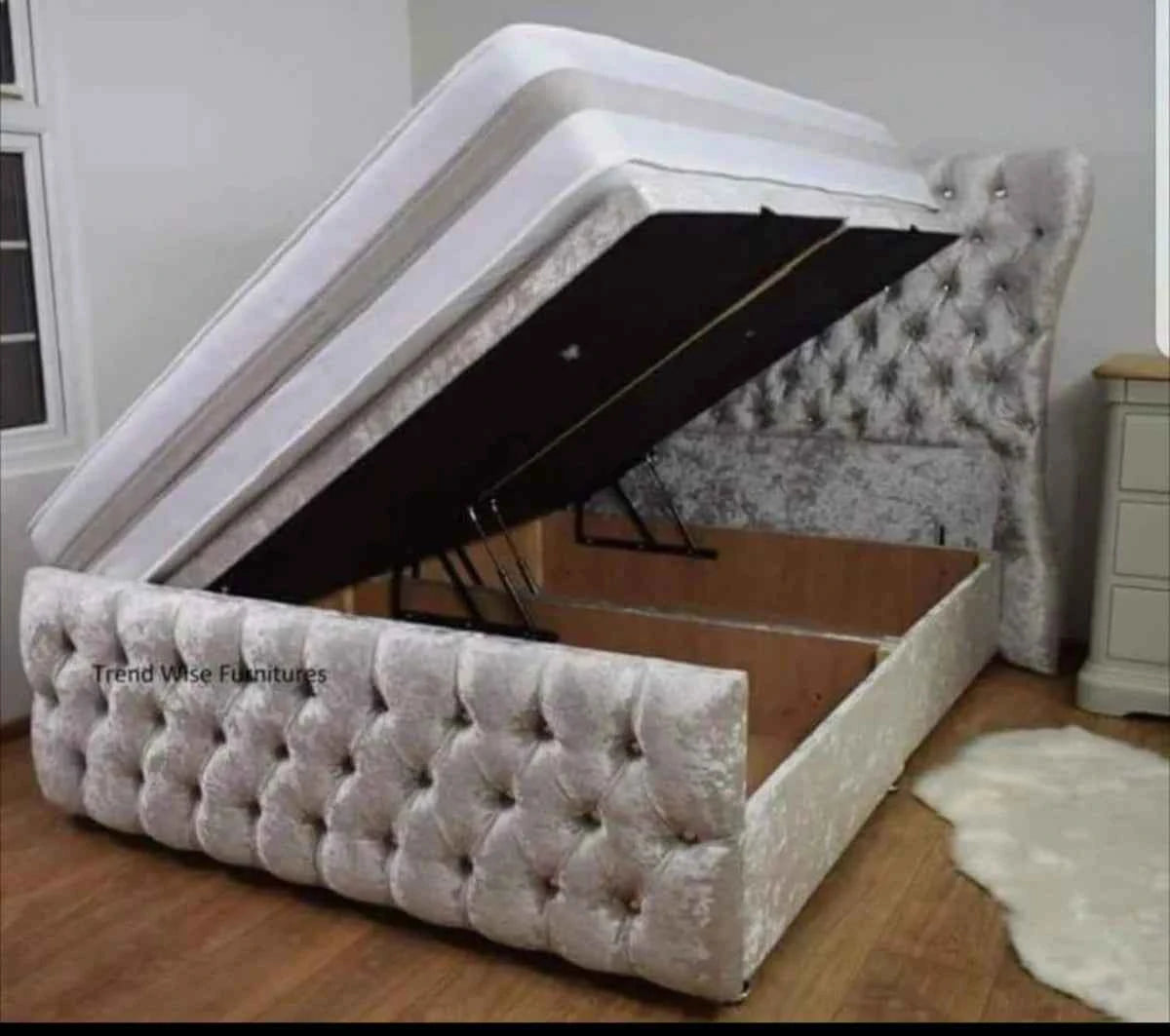 Oxford Wing Ottoman